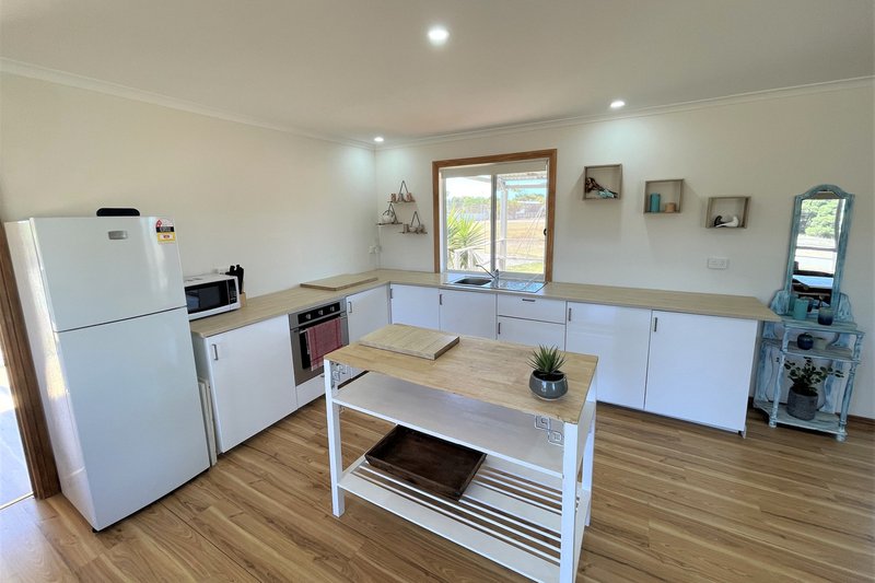 Photo - 13 Coorong Waters Drive, Coorong SA 5264 - Image 4