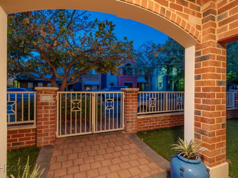 Photo - 13 Coral Tree Avenue, Subiaco WA 6008 - Image 19