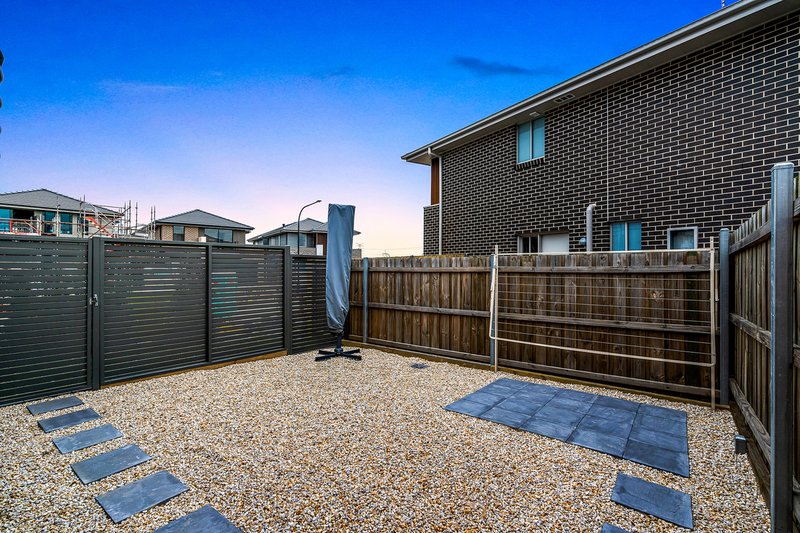 Photo - 13 Corallee Crescent, Marsden Park NSW 2765 - Image 10