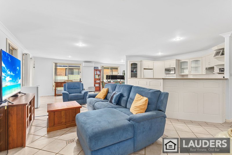 Photo - 13 Corkwood Street, Old Bar NSW 2430 - Image 7