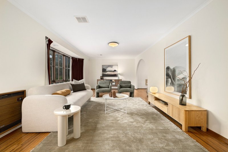 Photo - 13 Courtice Close, Fadden ACT 2904 - Image 3