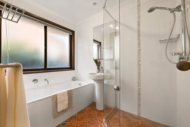 Photo - 13 Courtice Close, Fadden ACT 2904 - Image 14