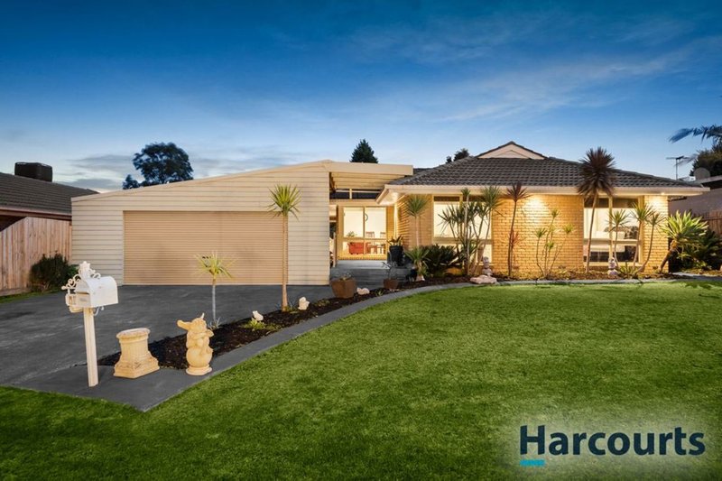 13 Courtney Square, Wantirna VIC 3152