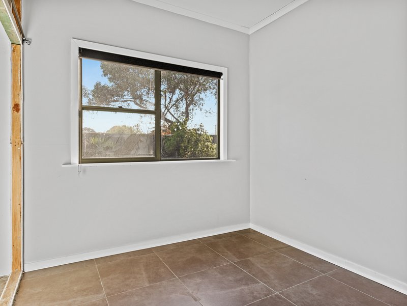 Photo - 13 Cozens Street, Wangaratta VIC 3677 - Image 10