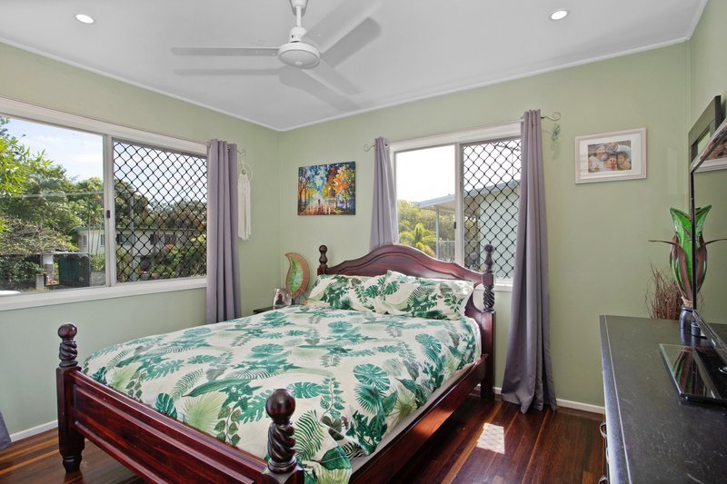 Photo - 13 Crane Street, Slade Point QLD 4740 - Image 10