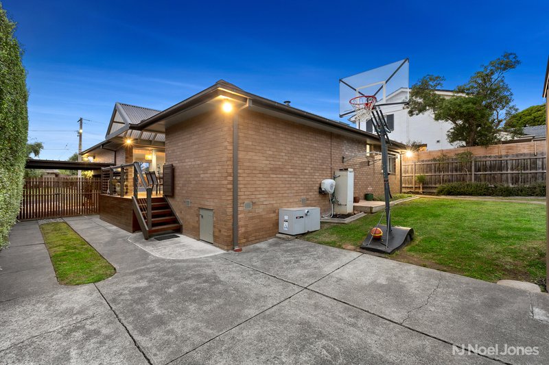 Photo - 13 Crawford Road, Templestowe Lower VIC 3107 - Image 9