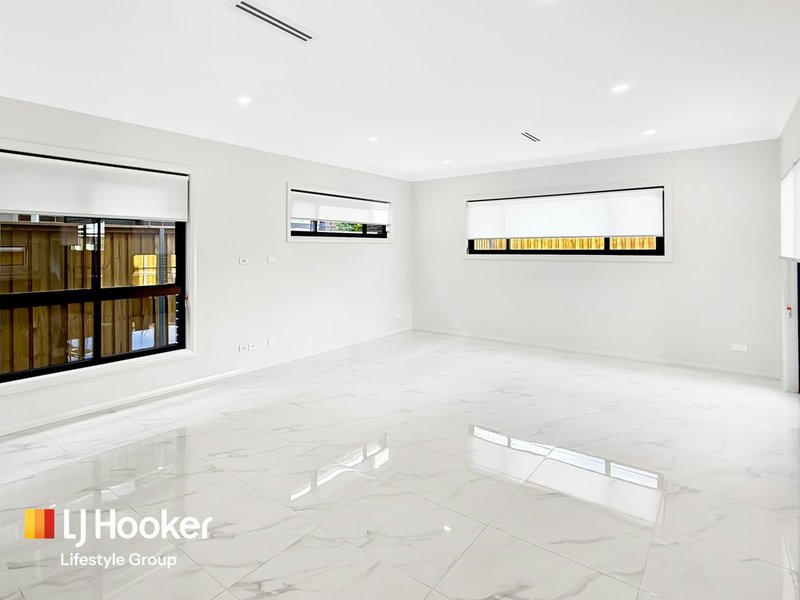 Photo - 13 Creek Way, Cobbitty NSW 2570 - Image 4