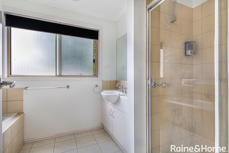 Photo - 13 Cremorne Grove, Taylors Hill VIC 3037 - Image 12