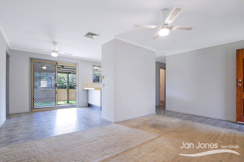 Photo - 13 Cresta Court, Morayfield QLD 4506 - Image 5