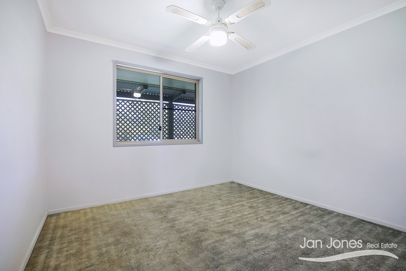 Photo - 13 Cresta Court, Morayfield QLD 4506 - Image 12