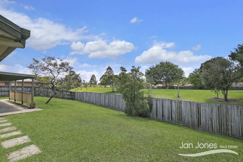 Photo - 13 Cresta Court, Morayfield QLD 4506 - Image 14