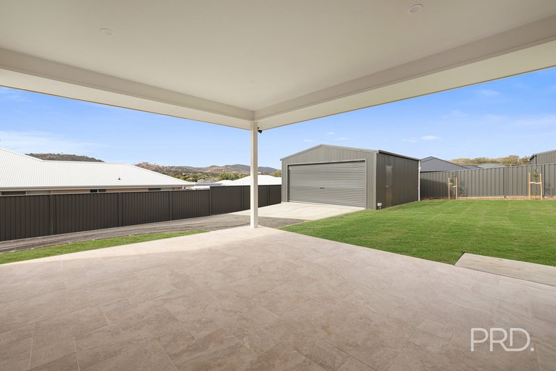 Photo - 13 Crested Avenue, Tamworth NSW 2340 - Image 34