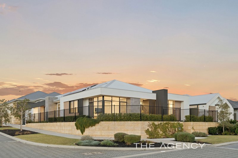Photo - 13 Cristianos Road, Mindarie WA 6030 - Image 1