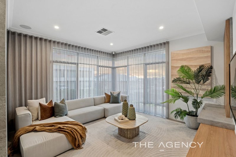 Photo - 13 Cristianos Road, Mindarie WA 6030 - Image 7