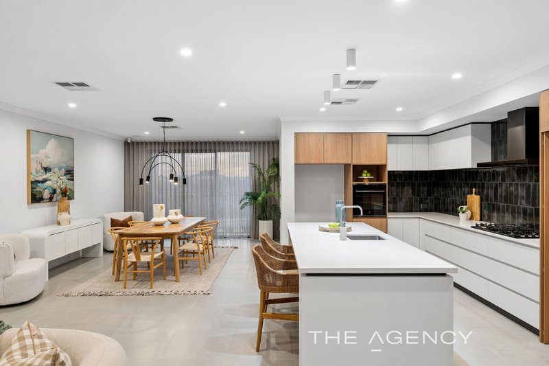 Photo - 13 Cristianos Road, Mindarie WA 6030 - Image 17