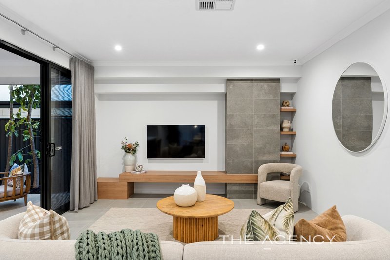 Photo - 13 Cristianos Road, Mindarie WA 6030 - Image 18