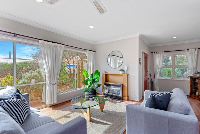 Photo - 13 Crossing Road, Aberfoyle Park SA 5159 - Image 2