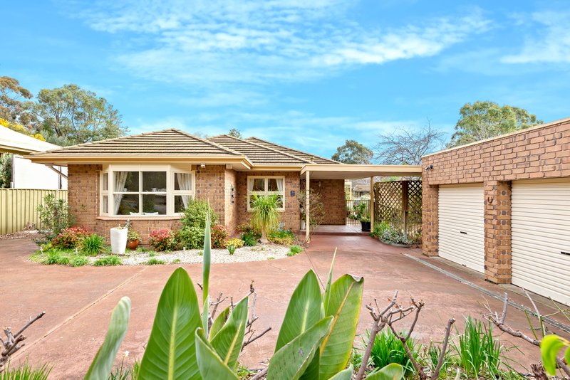 Photo - 13 Crossing Road, Aberfoyle Park SA 5159 - Image 20