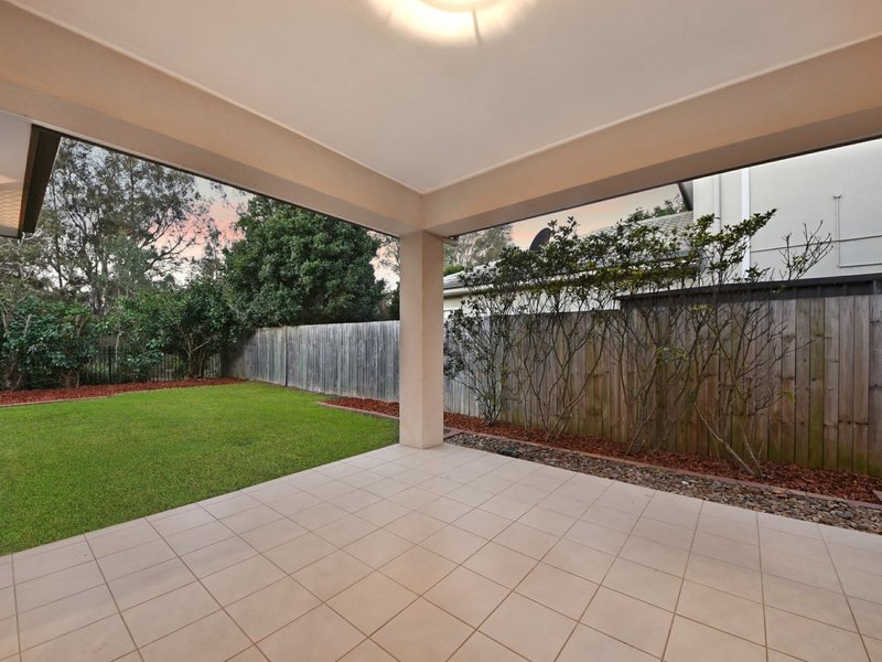 Photo - 13 Crowcombe Place, Carseldine QLD 4034 - Image 7