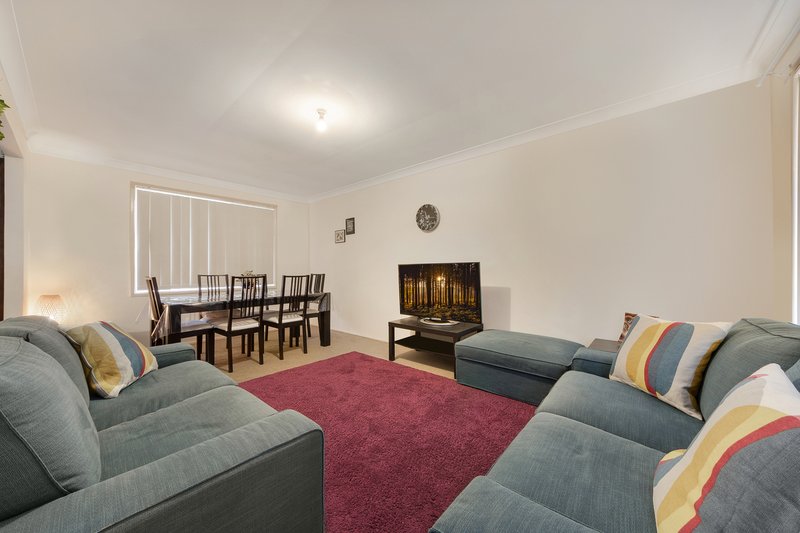 Photo - 13 Cumberland Road, Ingleburn NSW 2565 - Image 4