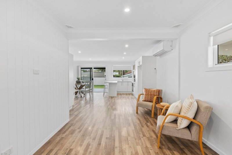 Photo - 13 Cunningham Road, Killarney Vale NSW 2261 - Image 4