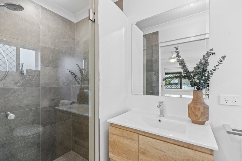 Photo - 13 Cunningham Road, Killarney Vale NSW 2261 - Image 8