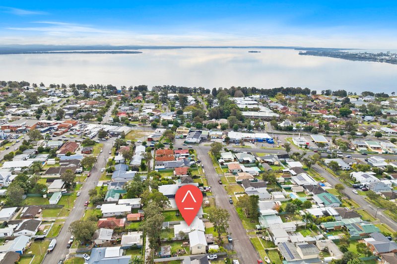 Photo - 13 Cunningham Road, Killarney Vale NSW 2261 - Image 18