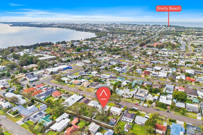 Photo - 13 Cunningham Road, Killarney Vale NSW 2261 - Image 19