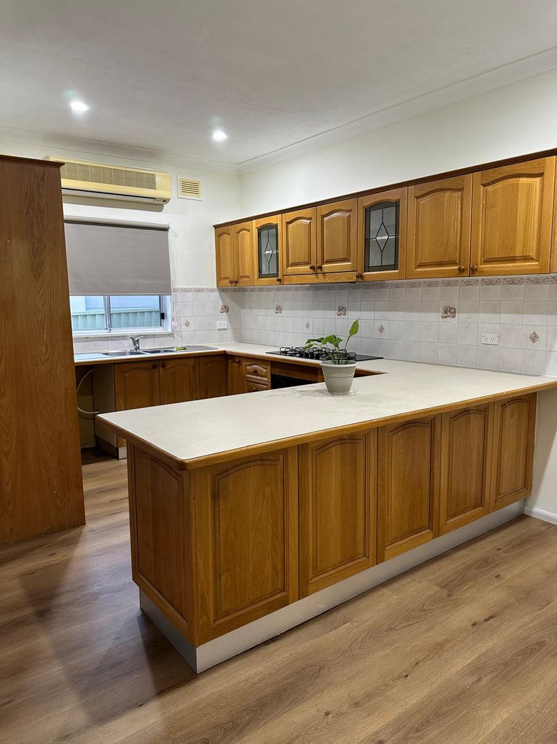 Photo - 13 Dagmar Crescent, Blacktown NSW 2148 - Image 6