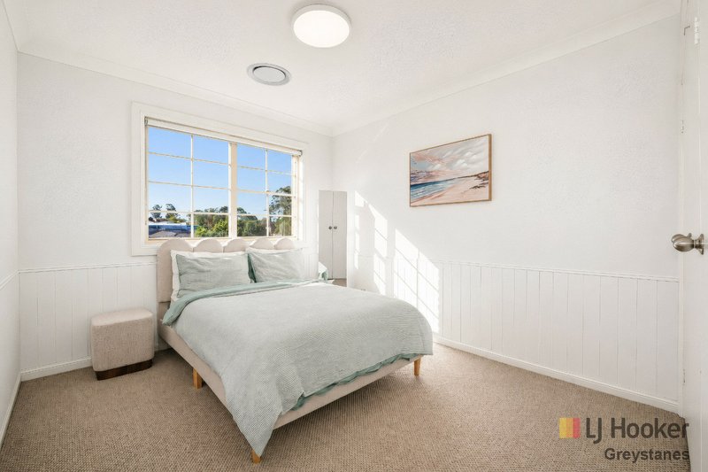 Photo - 13 Darmenia Avenue, Greystanes NSW 2145 - Image 9