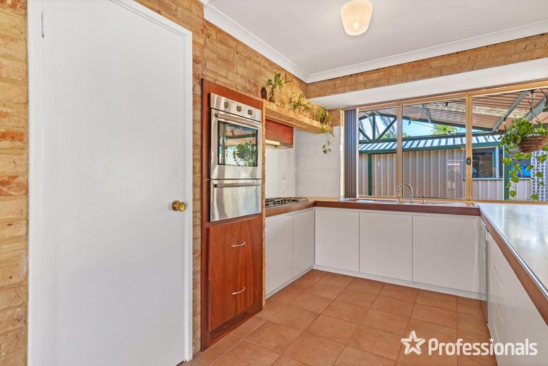 Photo - 13 Darwin Place, Warnbro WA 6169 - Image 7