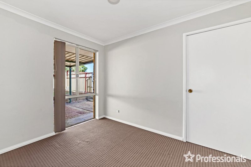 Photo - 13 Darwin Place, Warnbro WA 6169 - Image 16