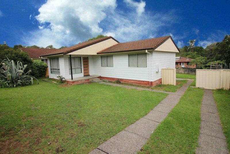 Photo - 13 Deakin Crescent, Taree NSW 2430 - Image 2