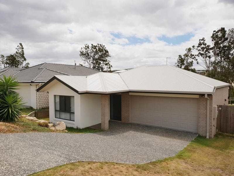 13 Dee Street, Deebing Heights QLD 4306