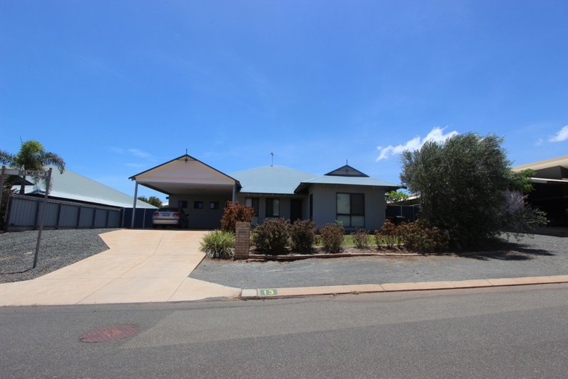 13 Delmere Way, Baynton WA 6714