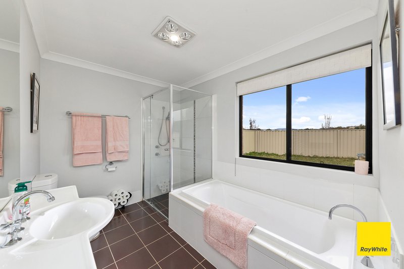 Photo - 13 Deniston Circuit, Bungendore NSW 2621 - Image 11