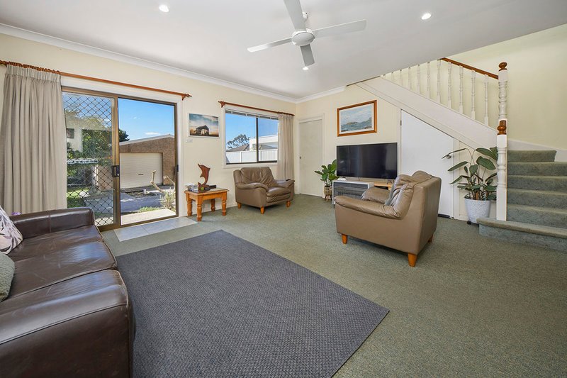 Photo - 13 Denman Avenue, Cronulla NSW 2230 - Image 4