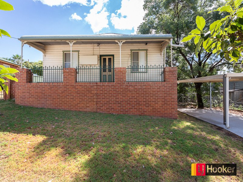 1/3 Denne Street, West Tamworth NSW 2340