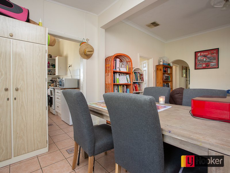 Photo - 1/3 Denne Street, West Tamworth NSW 2340 - Image 7