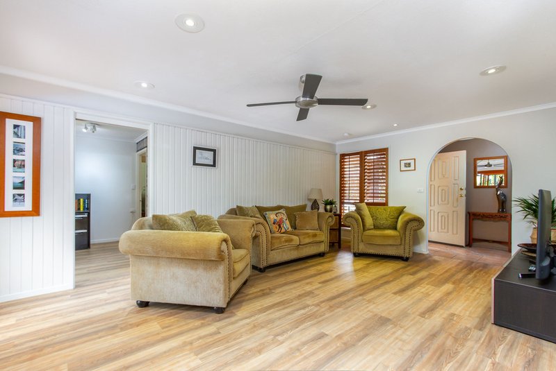 Photo - 13 Deputor Street, Rochedale South QLD 4123 - Image 16