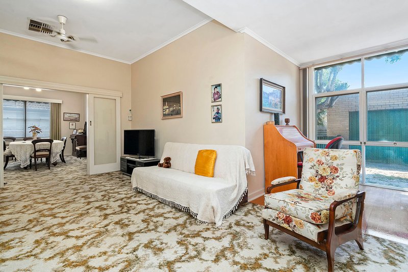 Photo - 13 Devon Street, Cheltenham VIC 3192 - Image 6