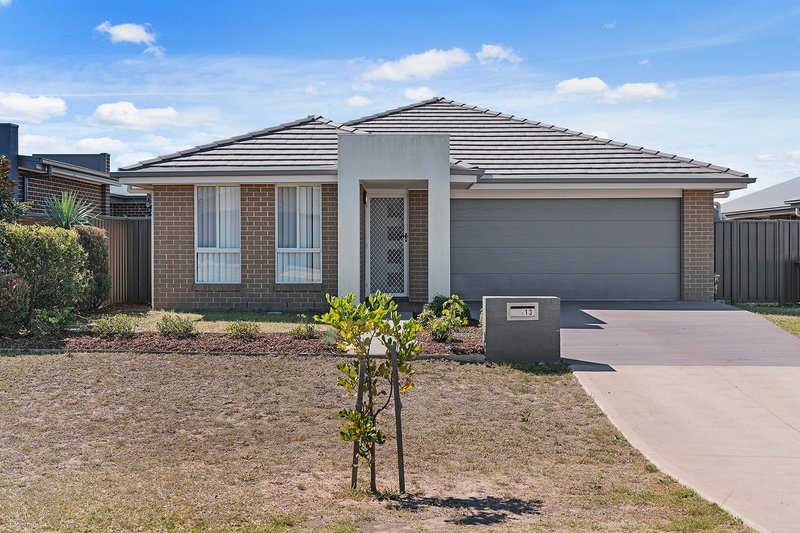 13 Diuris Street, Fern Bay NSW 2295