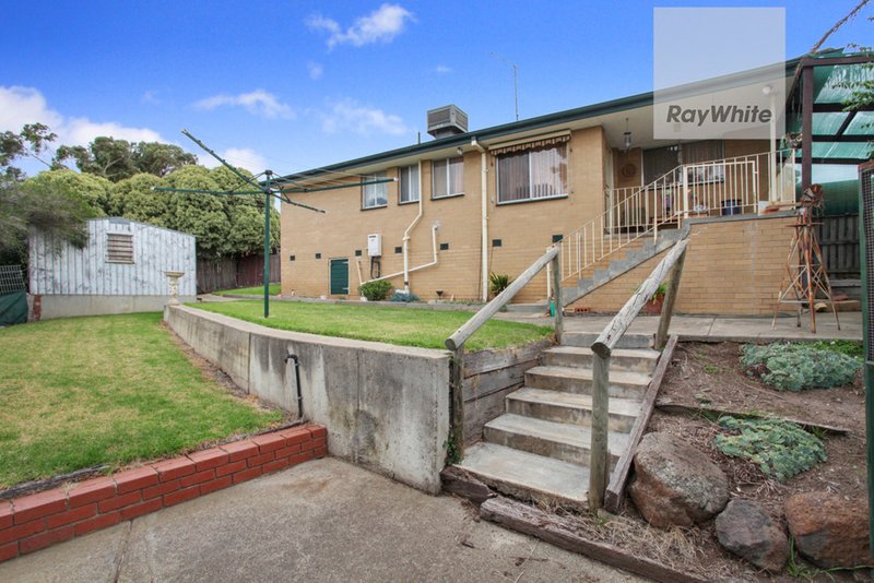 Photo - 13 Dobies Court, Westmeadows VIC 3049 - Image 12