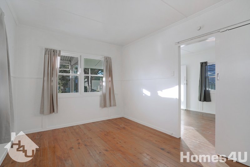 Photo - 13 Donald Street, Woody Point QLD 4019 - Image 12