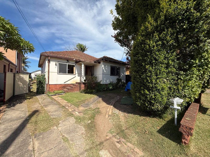 13 Dudley Road, Guildford NSW 2161