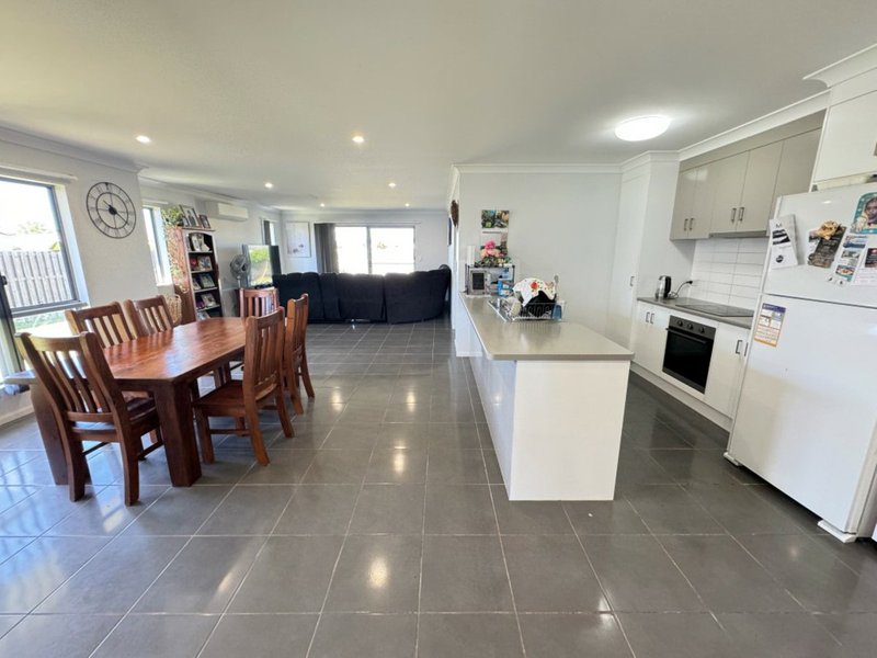 Photo - 13 Duke Street, Bowen QLD 4805 - Image 5