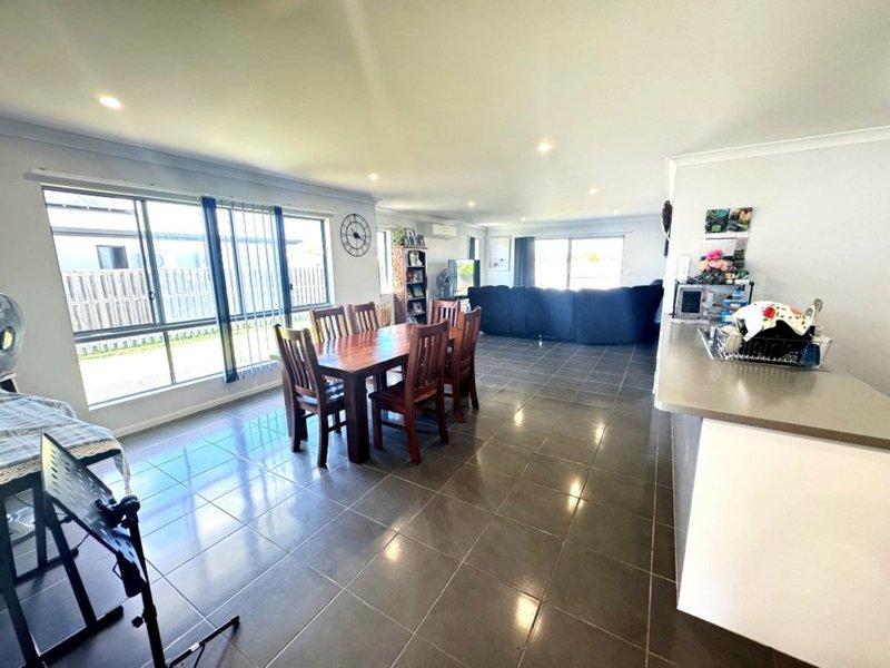 Photo - 13 Duke Street, Bowen QLD 4805 - Image 6