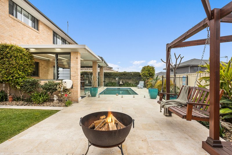 Photo - 13 Dunk Avenue, Shell Cove NSW 2529 - Image 3