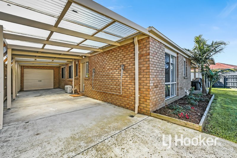 Photo - 13 Dunlavin Way, Cranbourne East VIC 3977 - Image 16