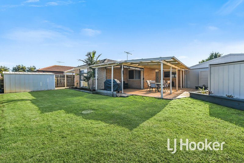 Photo - 13 Dunlavin Way, Cranbourne East VIC 3977 - Image 17